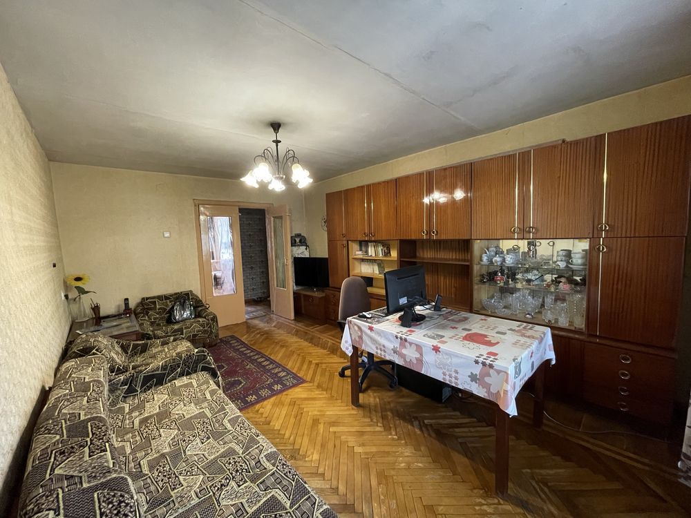 Продается 3х ком. квартира, р-н рынка Альшемали