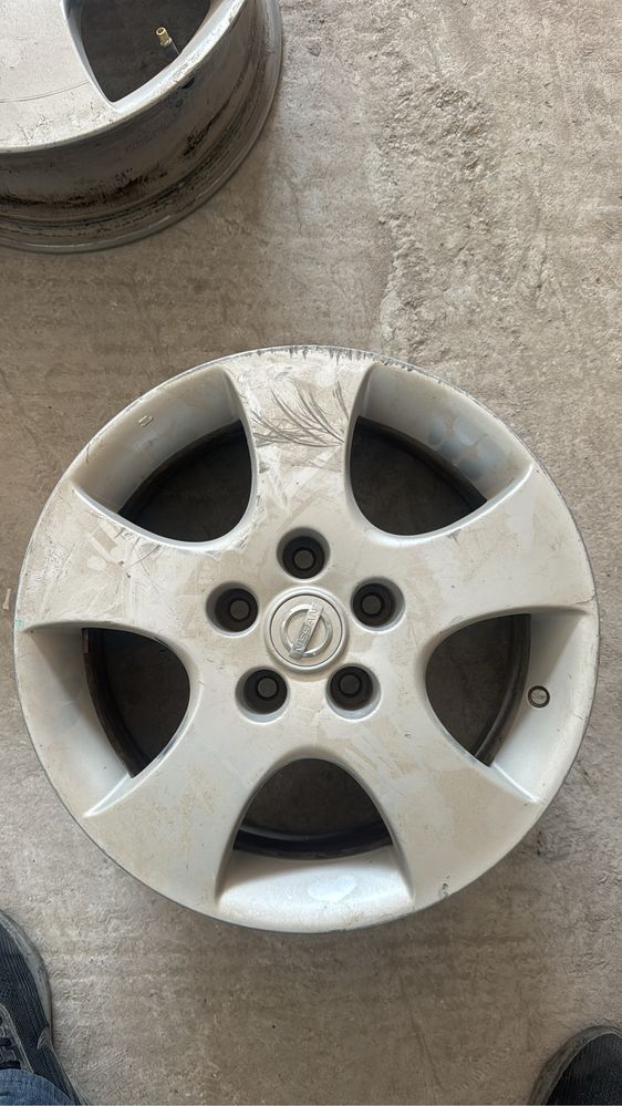 Продам диск на R 16