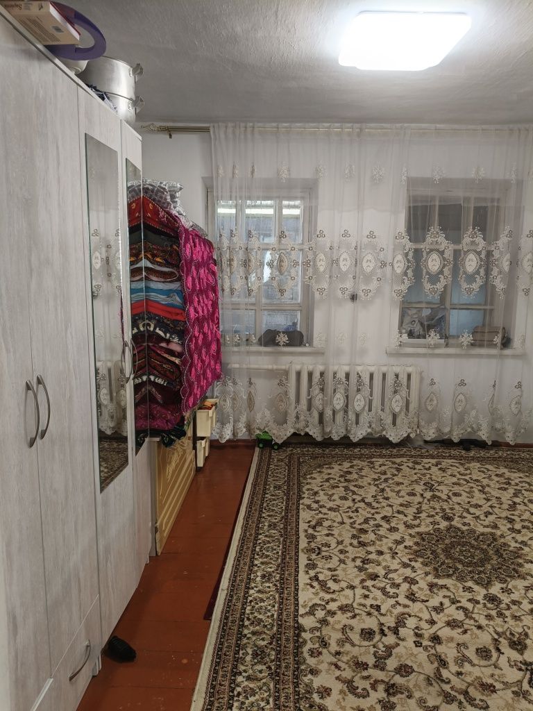Срочно Продается дом 4 комнат