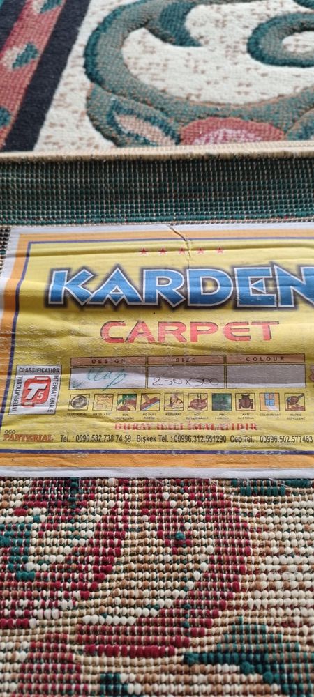 Продам ковер в хорошем состоянии