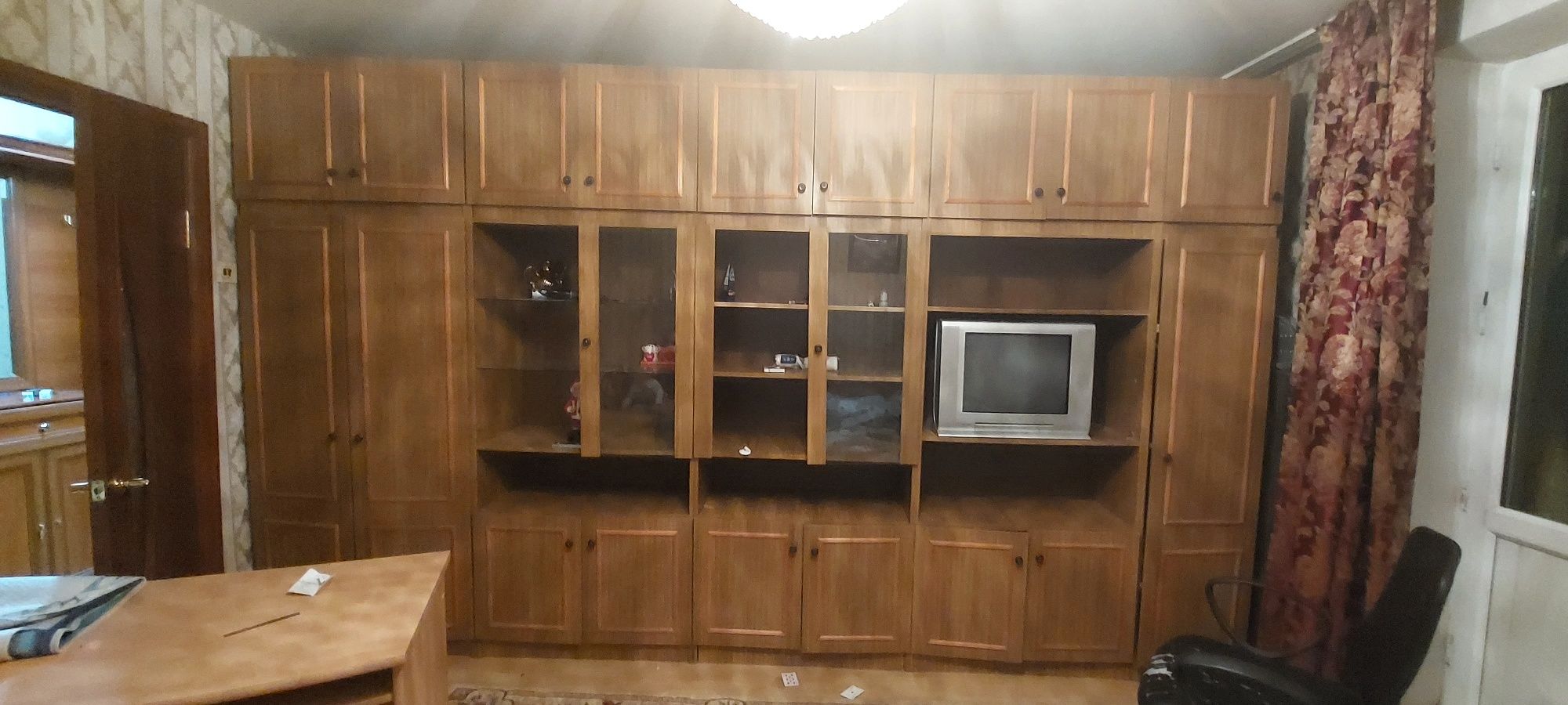 Стенка в гостинную