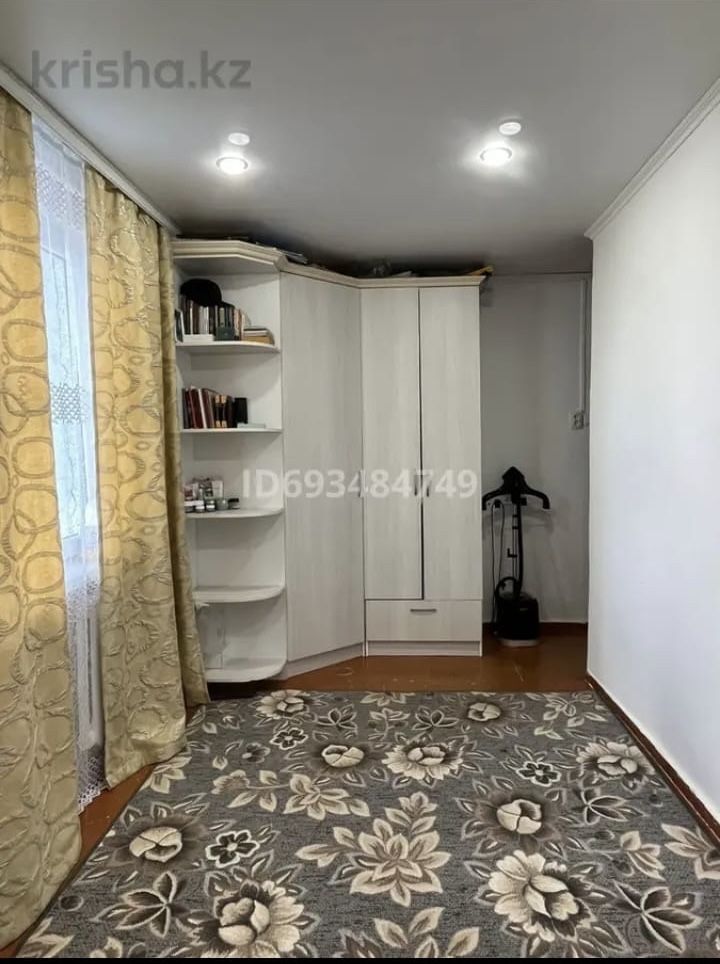 Продам квартиру  .