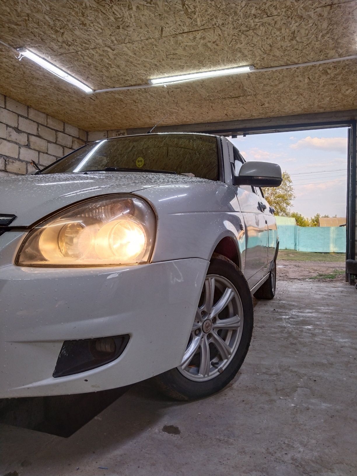 Lada Priora 2 2014 Lux