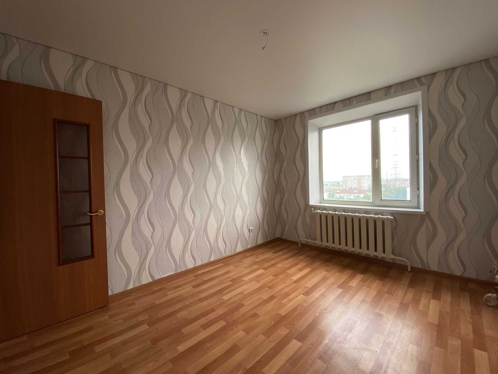 продам 2х комн кв 8мкр Ауэзова 79