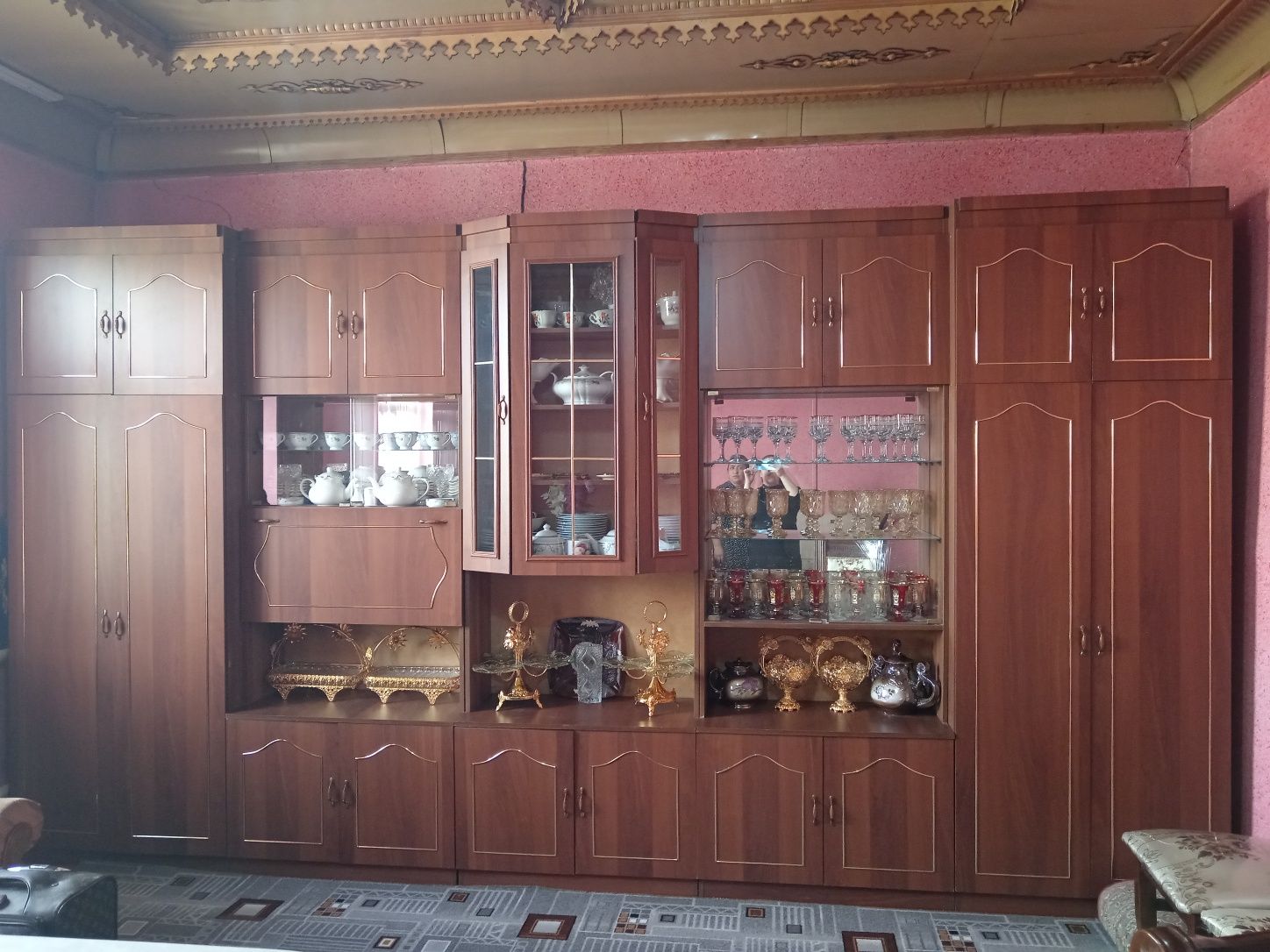 Сервант стенка горка