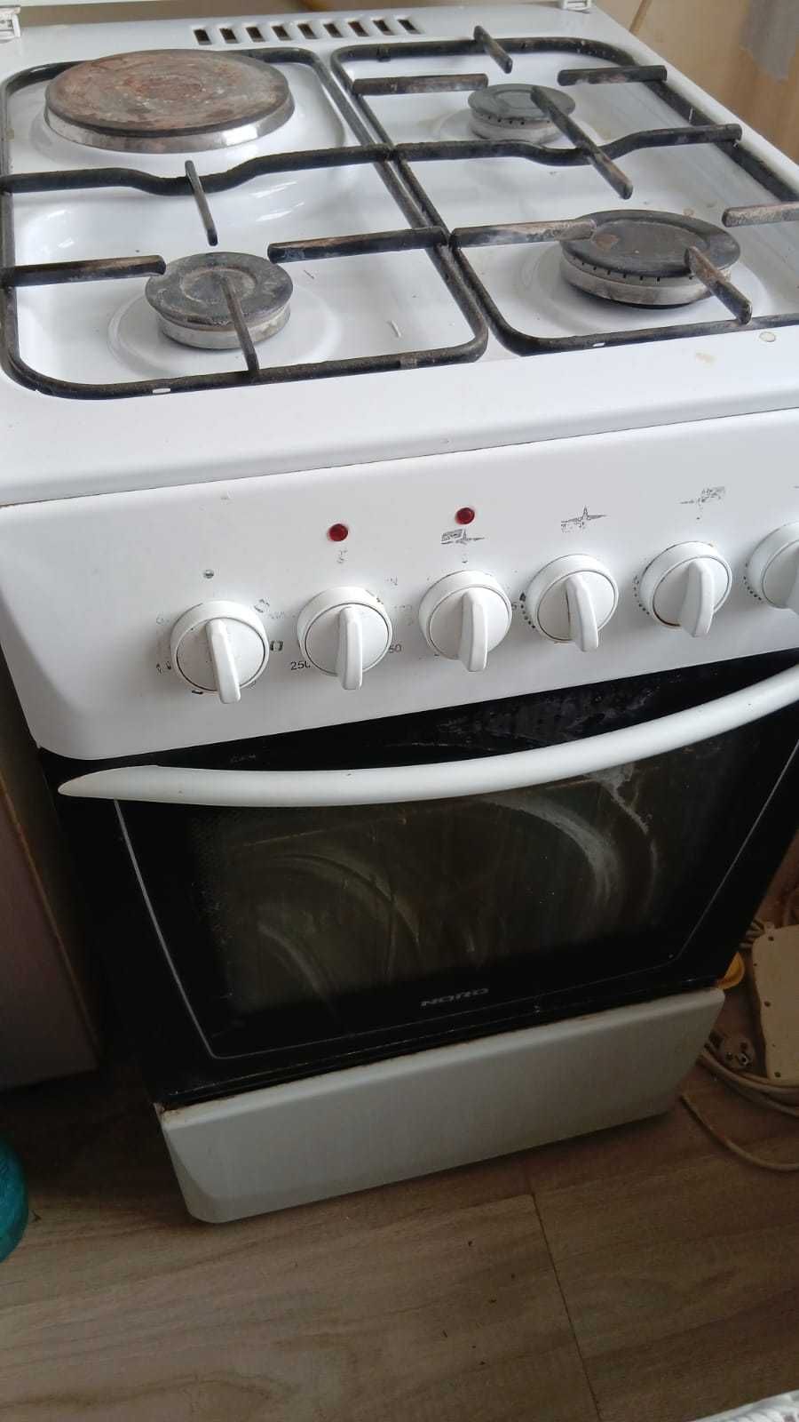 Продам газовую плиту б/у