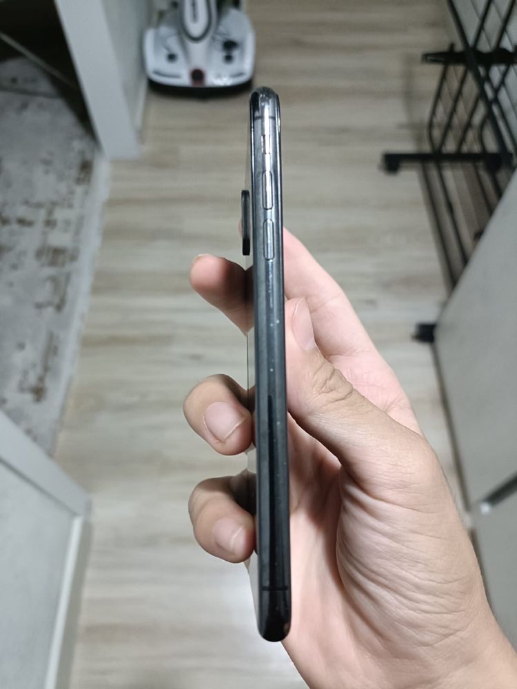 Обменяю iPhone XS