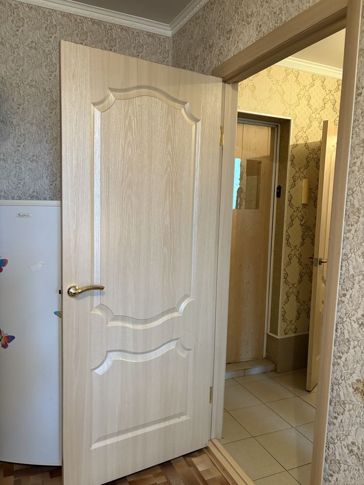 Продам двери 3шт все вместе