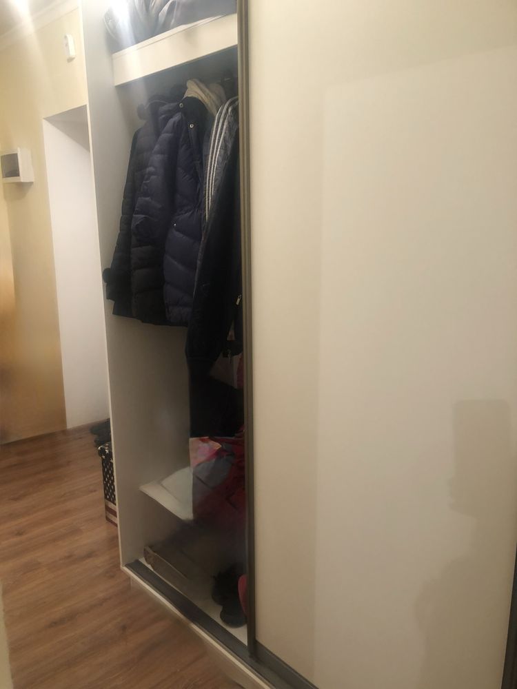 Продам шкаф купе