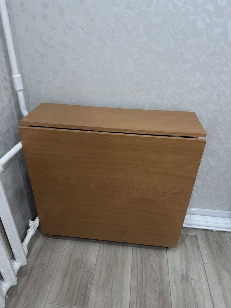 Продам стол не дорого