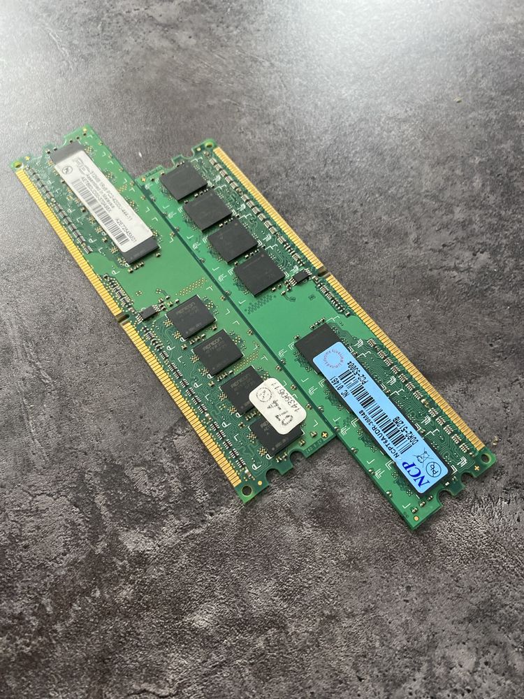 Оперативная память 1GB каждая по 512MB