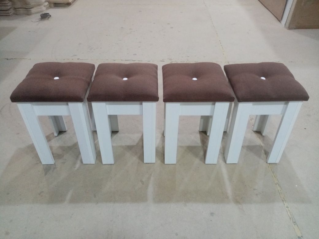 Продам новые табуретки!