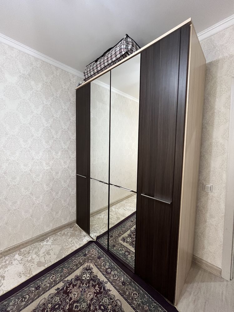 Шкаф сатылады жаксы жагдайда