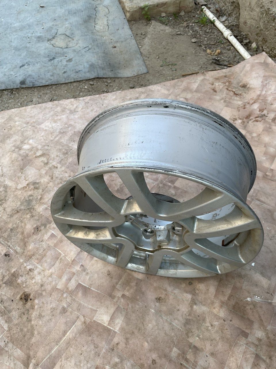 Продам диски 18 радиус