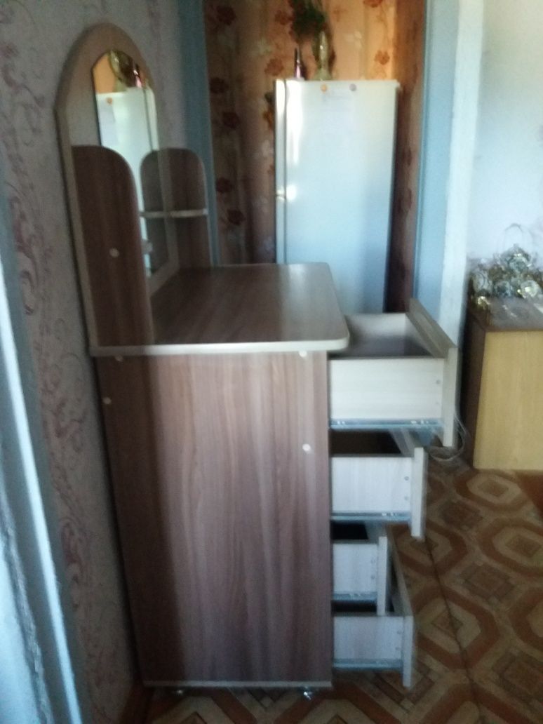 Продам комод в использовании  полгода