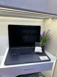 Macbook Air 13-inch 2022 M2 + подарок Air pods 3
