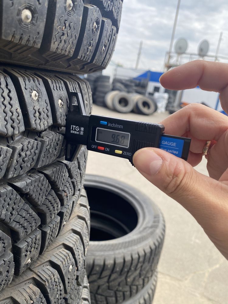 195/60 R15 Viatti шипованный