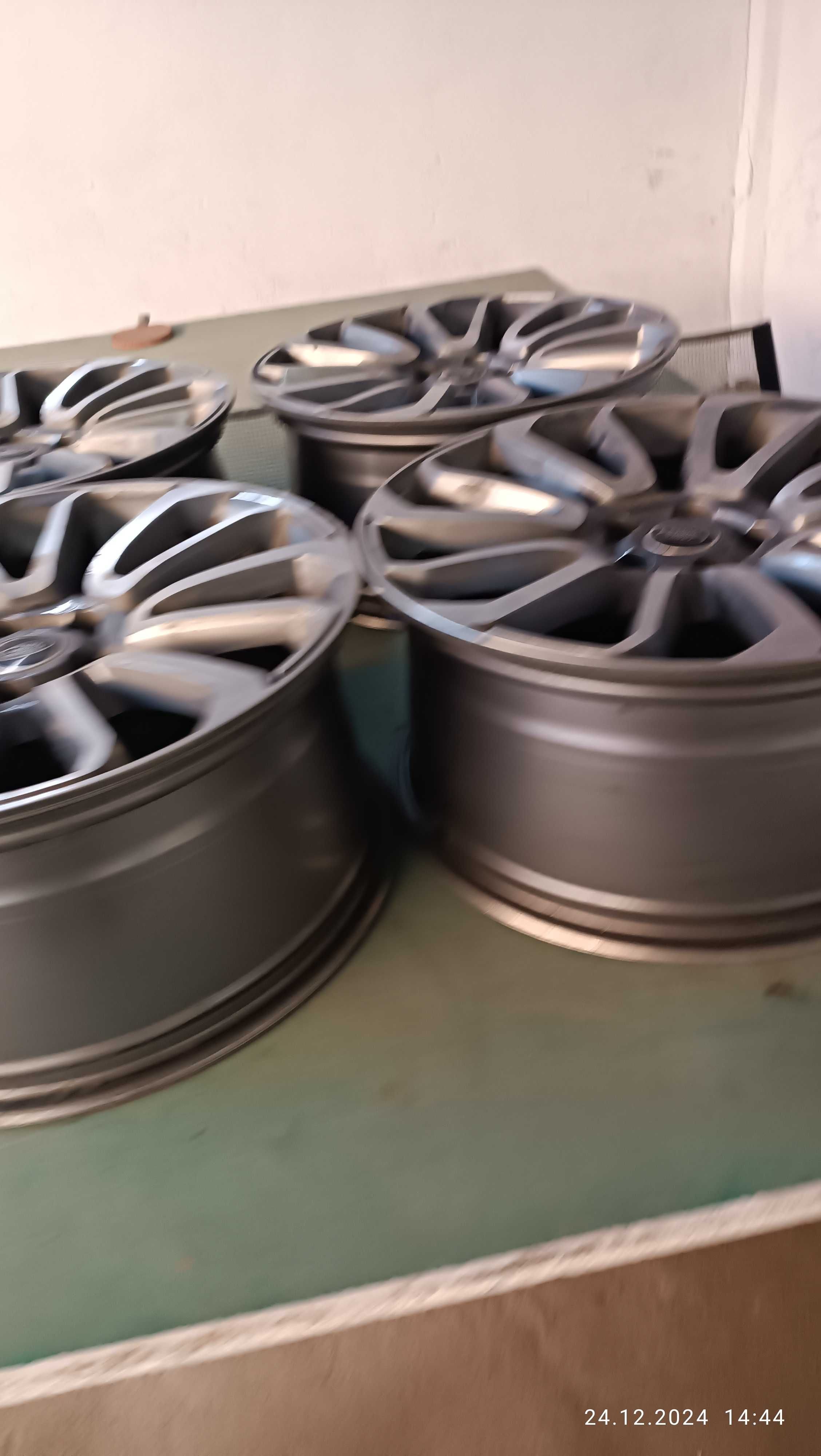 Оригинал Комплект дисков R20  на Land Rover Range Rover,  Rover Sport