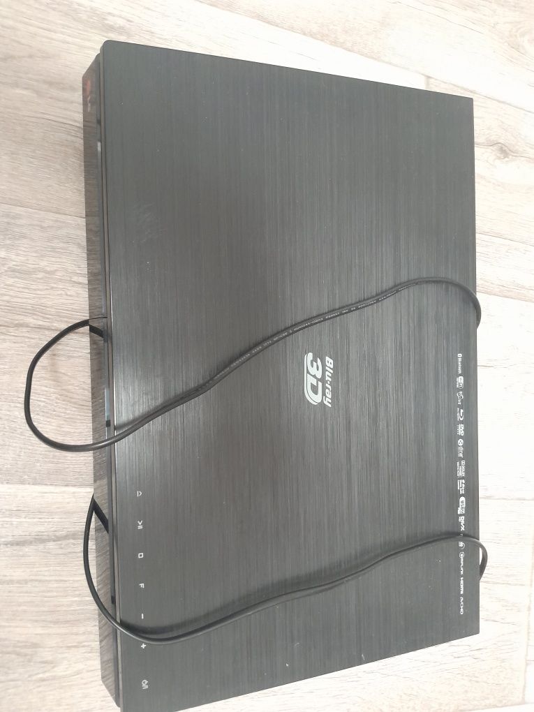 ТОРГ Продам Домашний кинотеатр LG BH7530TB