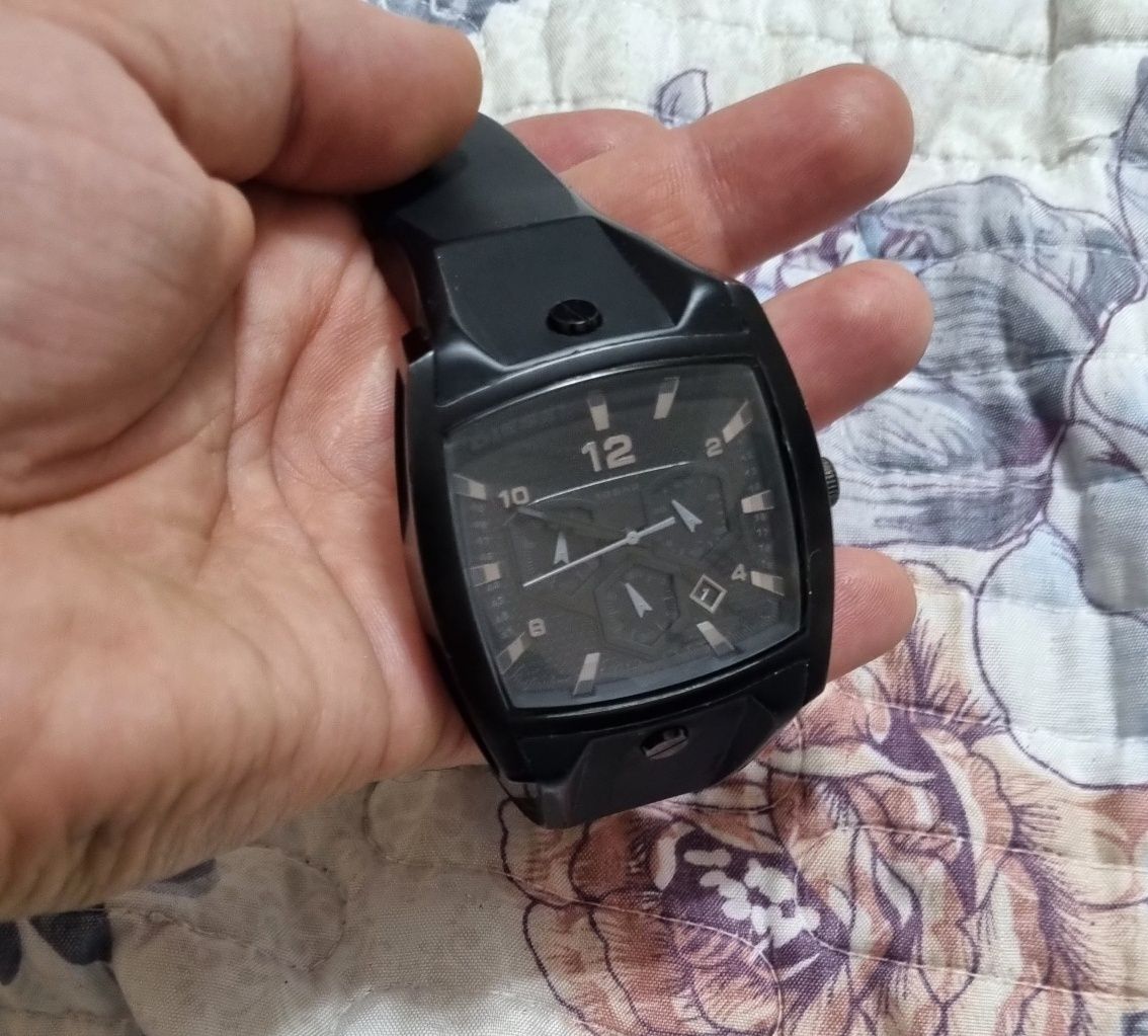 Наручные часы Diesel DZ4196