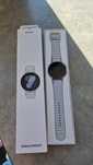 Смарт-часы Samsung Galaxy Watch7 44 мм серебристый-белый