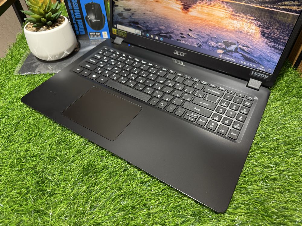 Ноутбук Acer Aspire 3 Core i5-6300U|Ram8GB|SSD512GB|UHD Graphics|