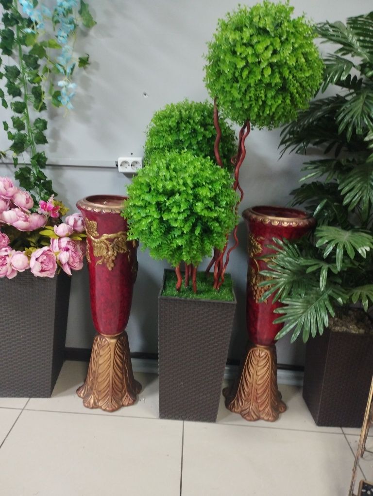 Продам искусственные деревья.