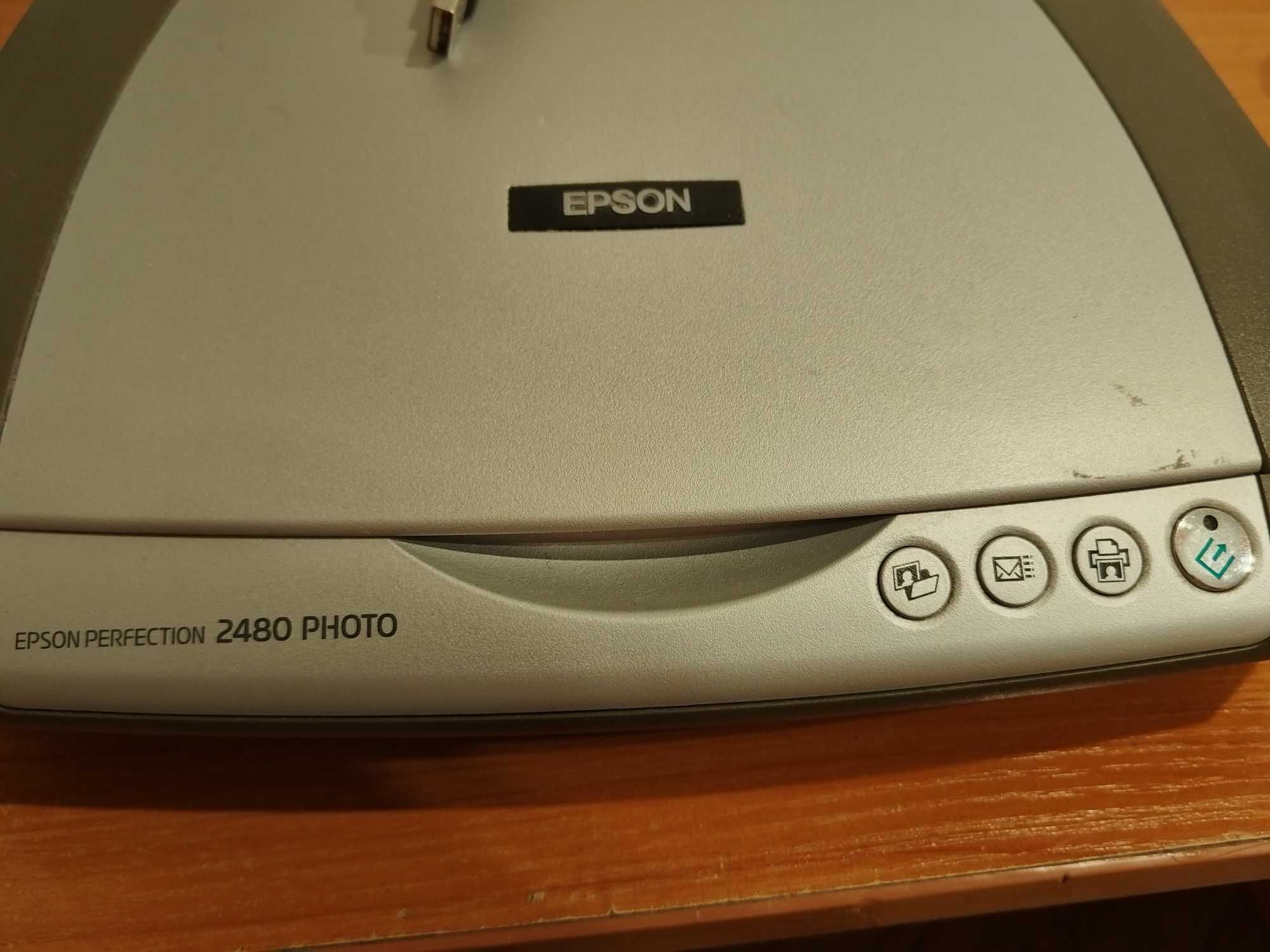 Планшетный сканер Epson Perfection 2480 PHOTO