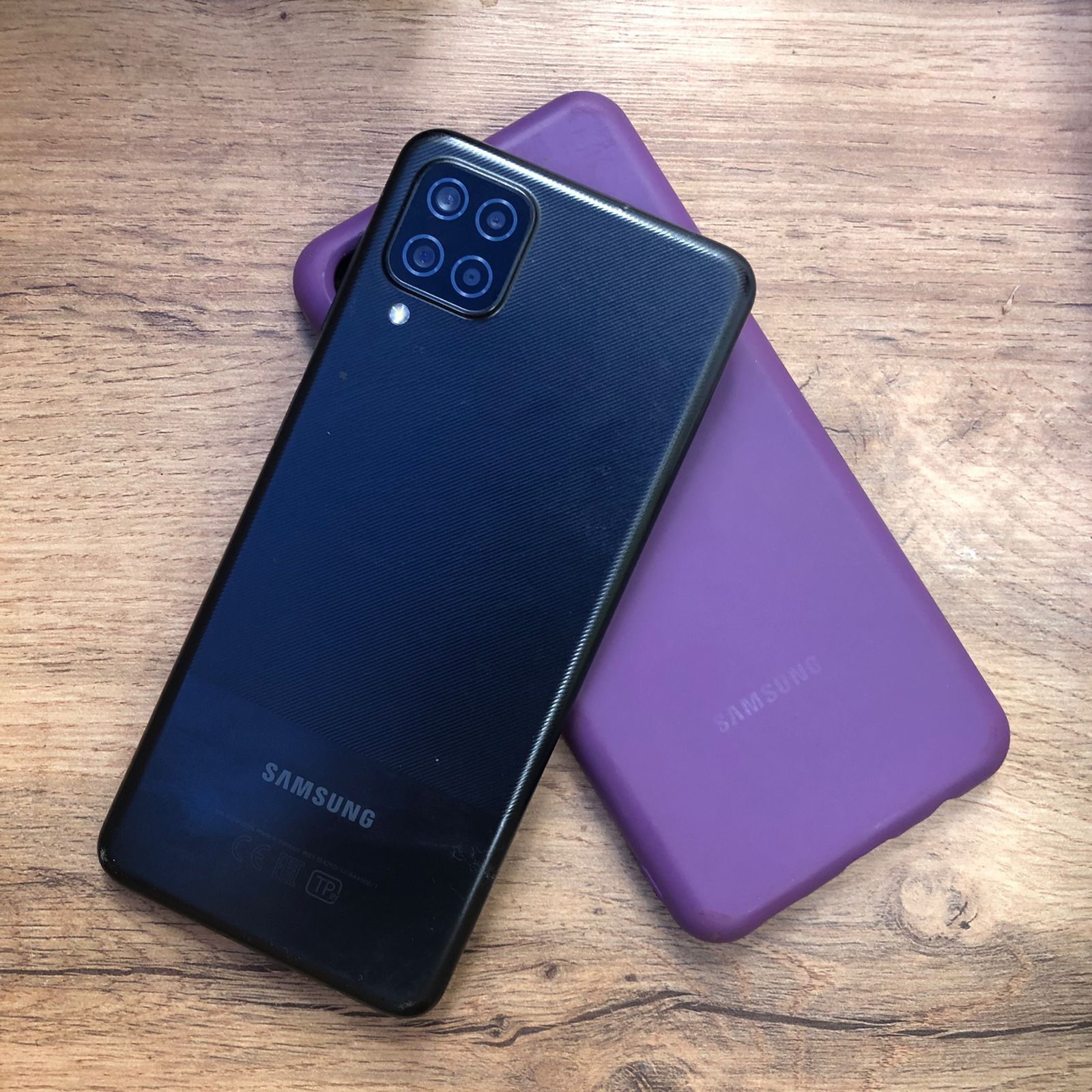 Продам А 12 samsung