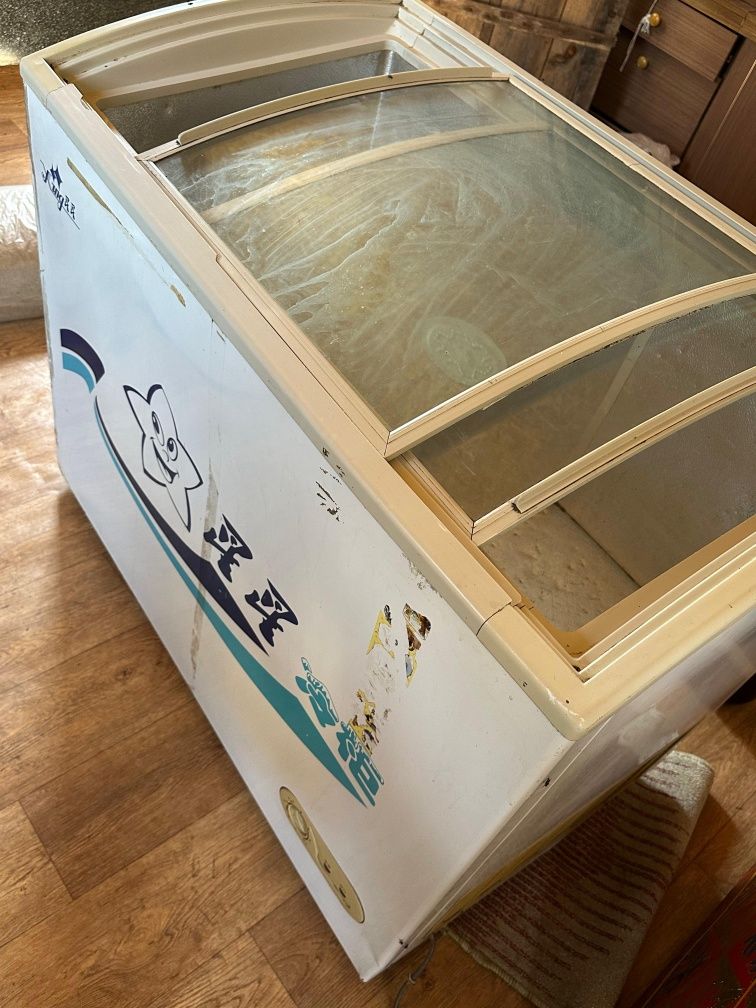 Морозильник  продается