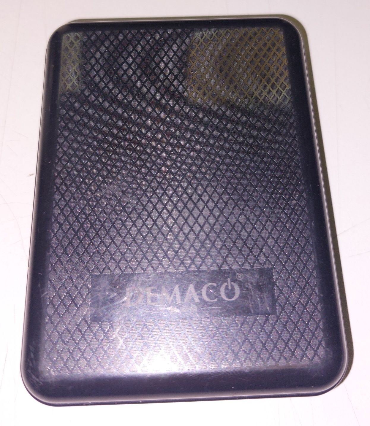Продам пауэрбанки (power bank) Samsung (10.000 mAh), DEMACO (10.400mA)