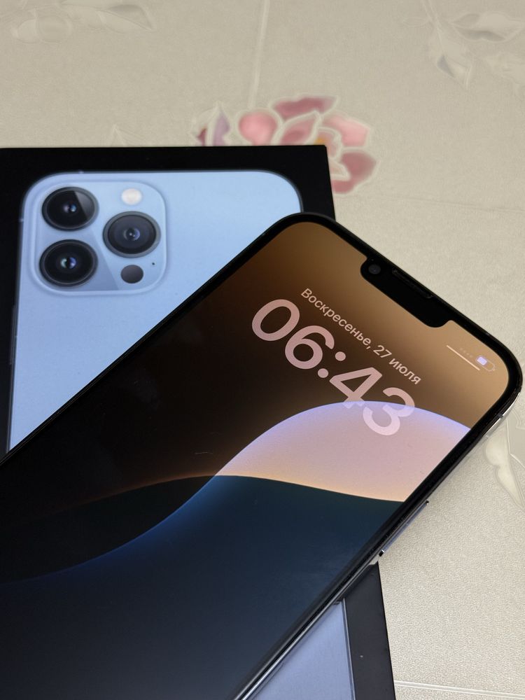 Продам iPhone 13 Pro Max 256 ГБ Sierra Blue