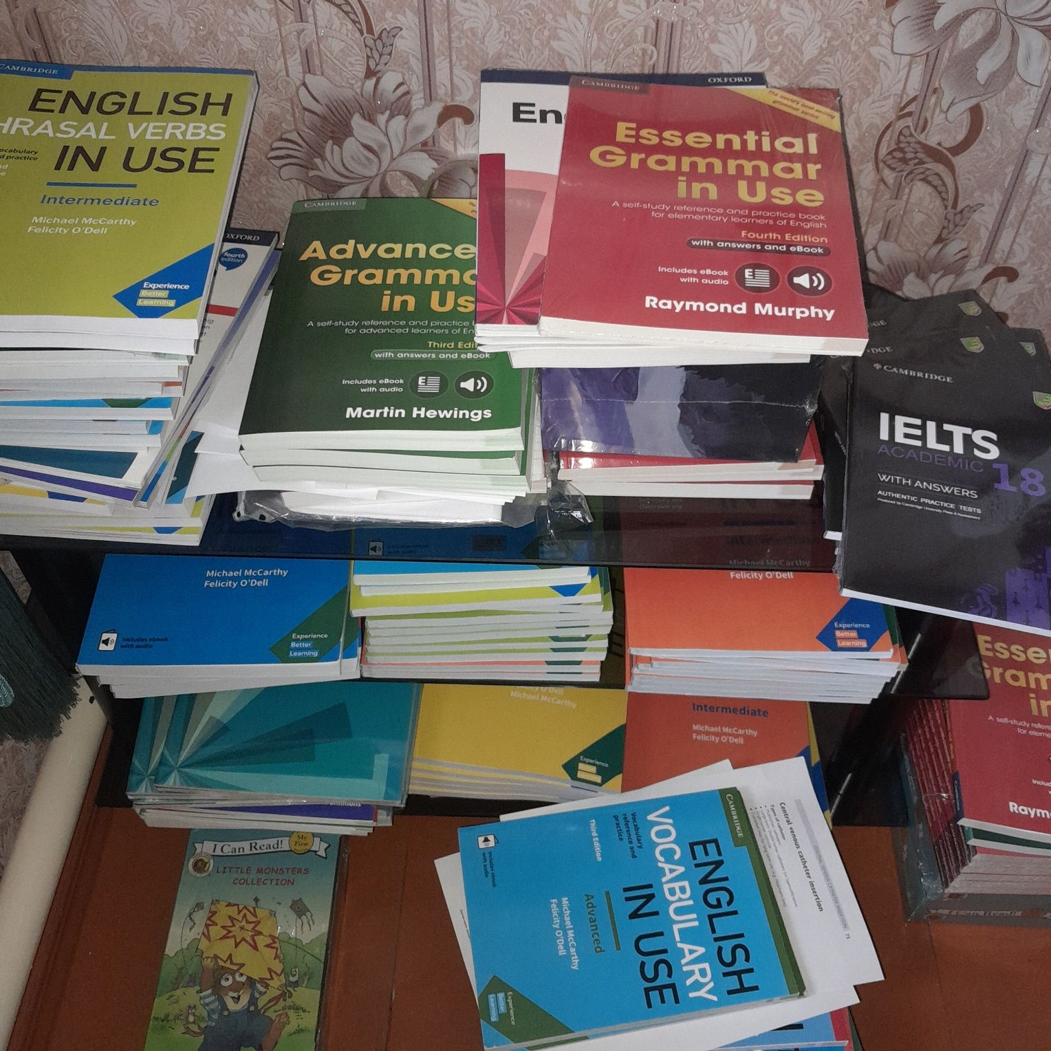 The Official Cambridge Guide to Ielts
T