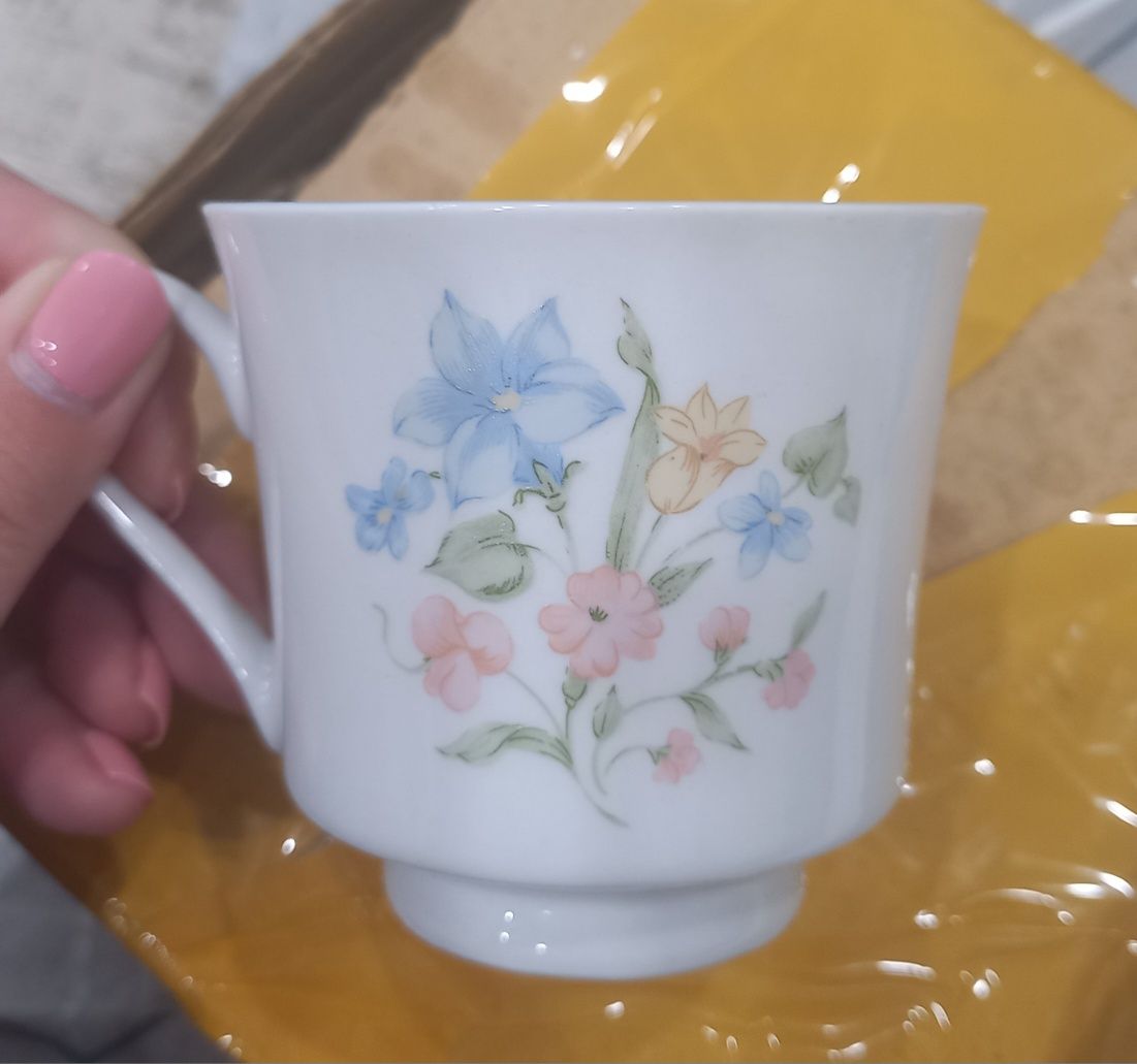 Сервиз кружка тарелка 2 тысячи