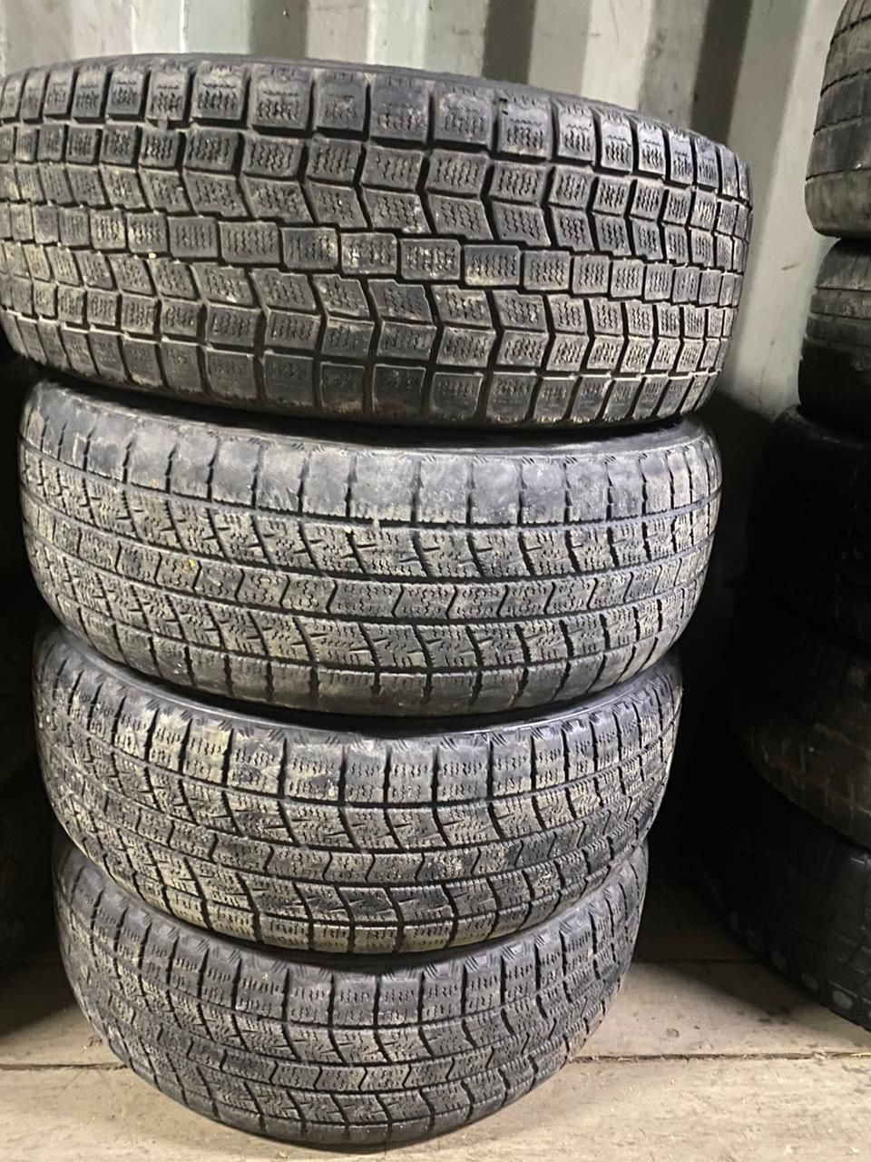 Диски с зимней резиной на Toyota Camry,Nissan,Mazda 5*114 R16