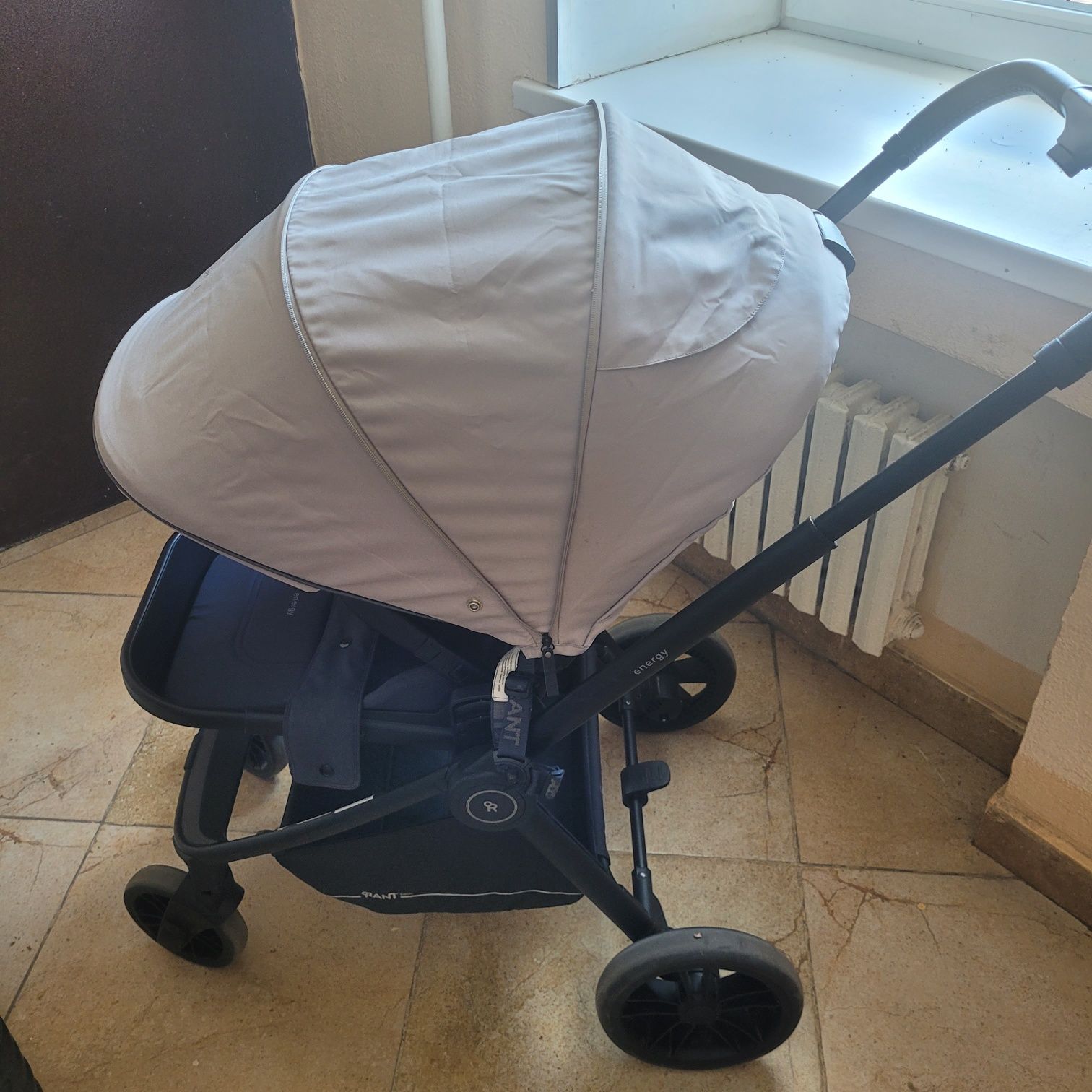 Продам детскую коляску