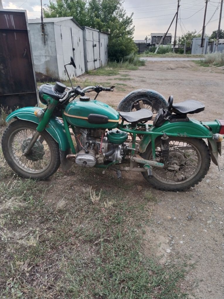 Продам мотоцикл урал