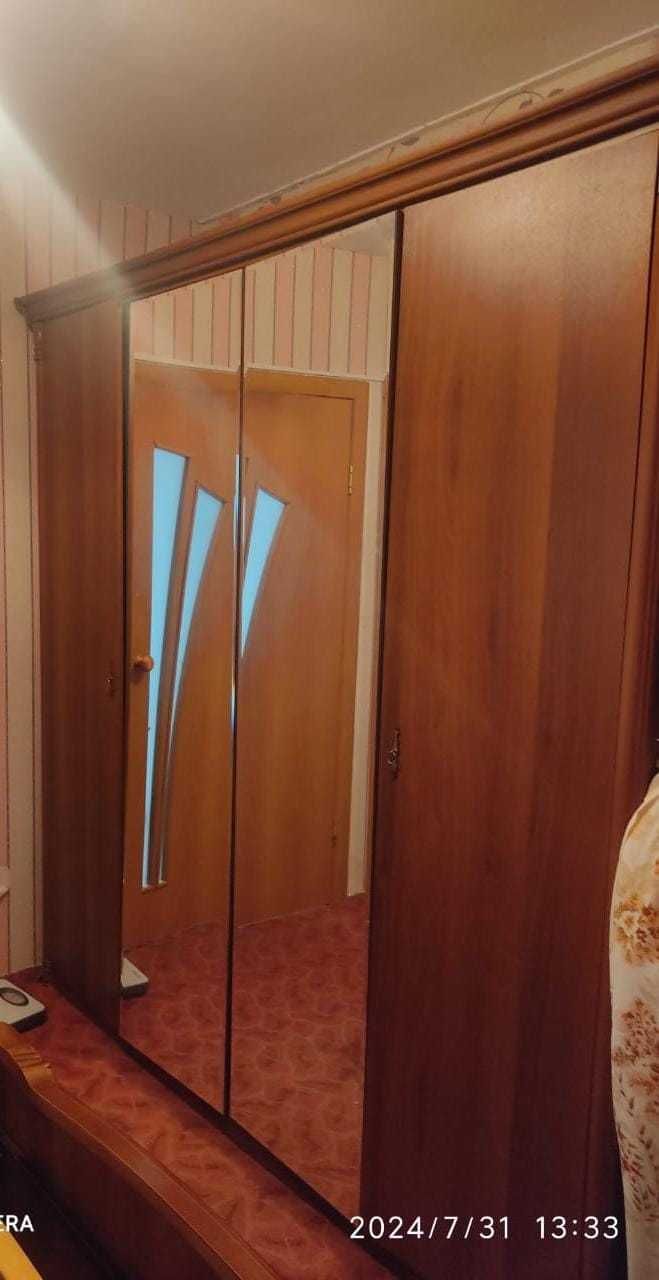 Продам спальный гарнитур в хорошем состоянии!!