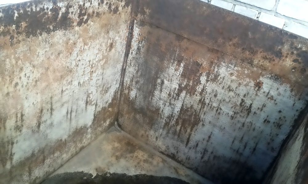 СРОЧНО ПРОДАМ БОЛЬШОЙ БАК ДЛЯ ВОДЫ ! Железный. Для огорода. 100000 тг.