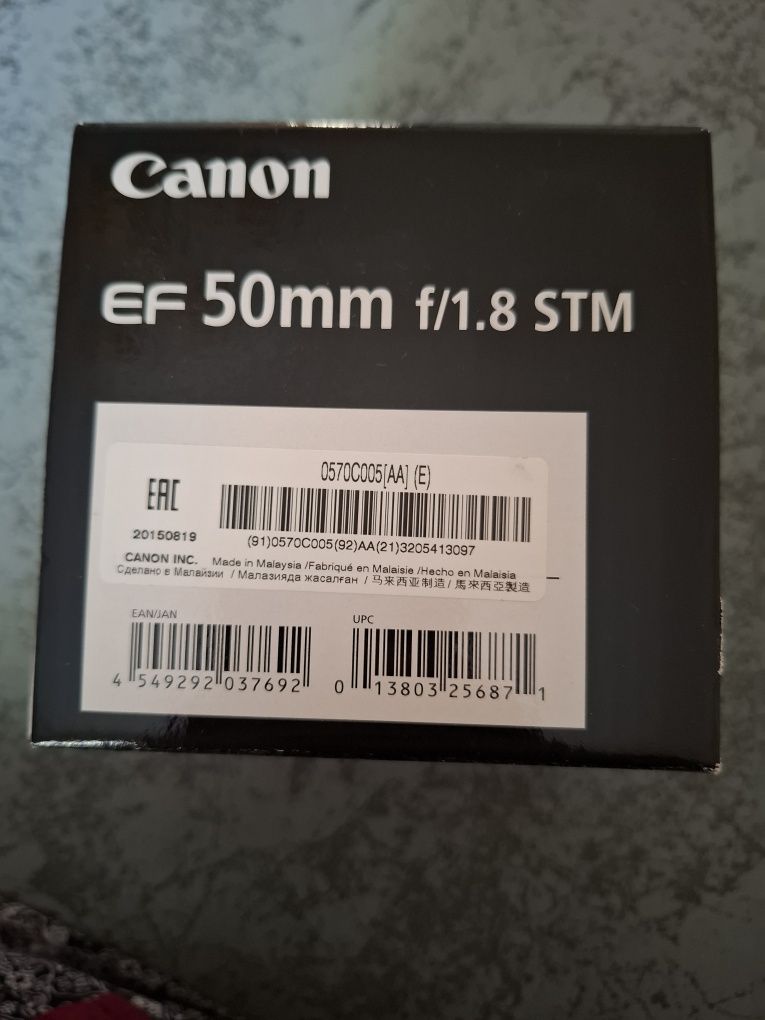 Продаю  обьектив саnon EF 50mm f/1.8 STM
