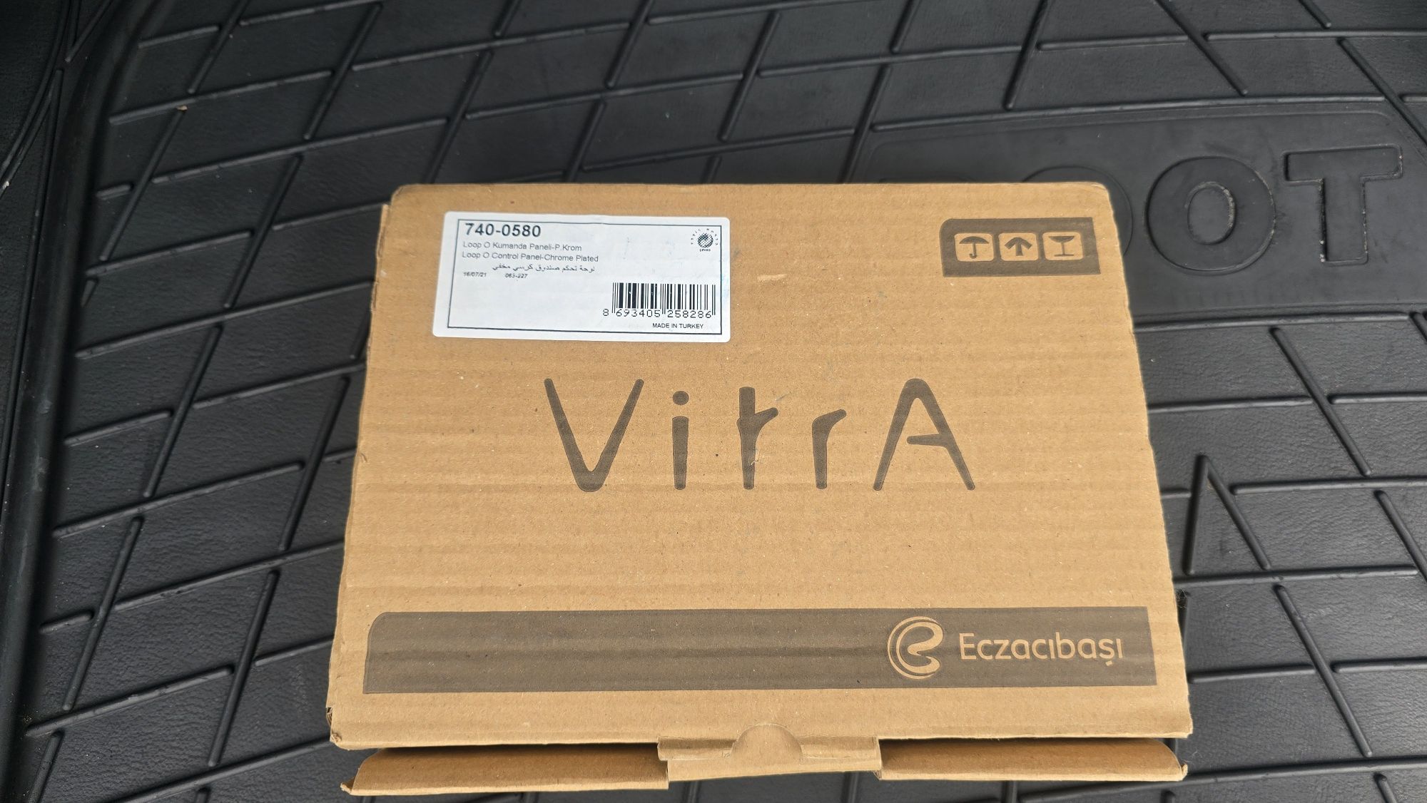 Продам кнопку инсталяции Vitra, новая