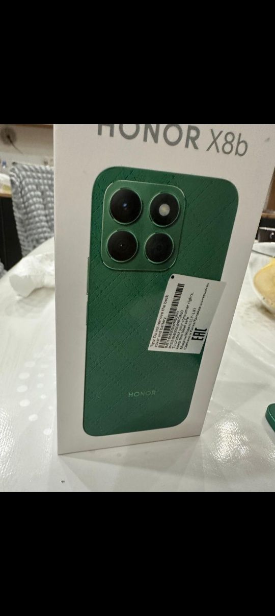 HONOR x8b в отличном состаяние обмен интересуется на айфон