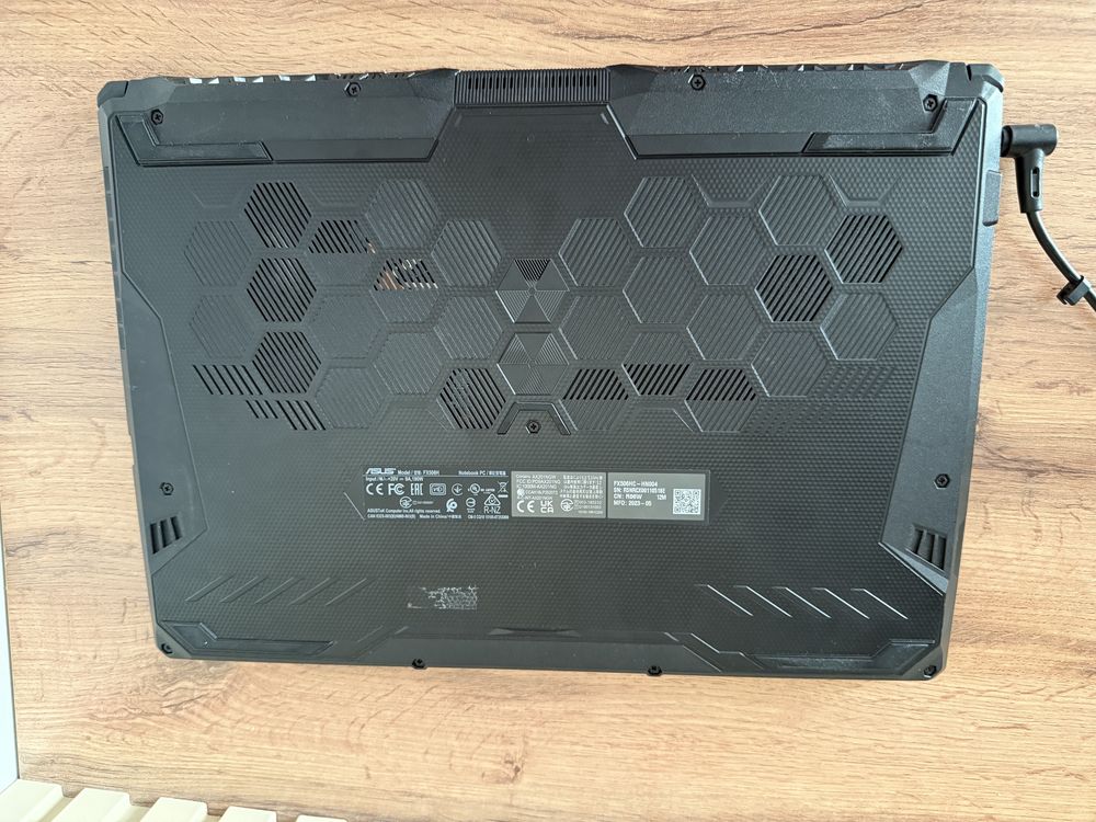 Продаю игровой ноутбук ASUS TUF Gaming A15 (FX506HC)