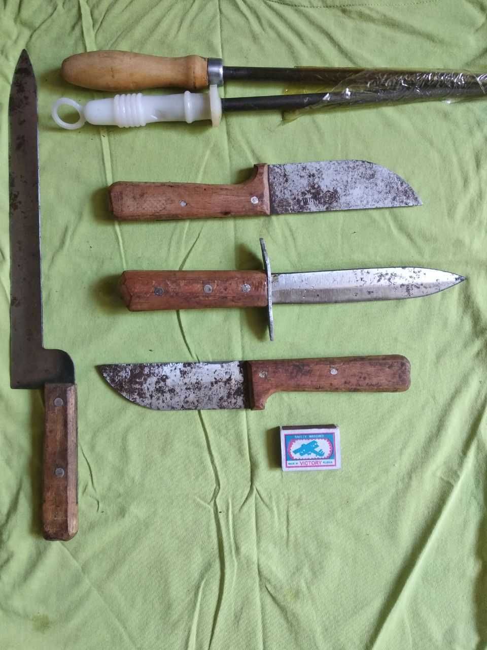 Ножи Союзные для мясников в масле