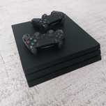 Продаю Playstation 4 pro