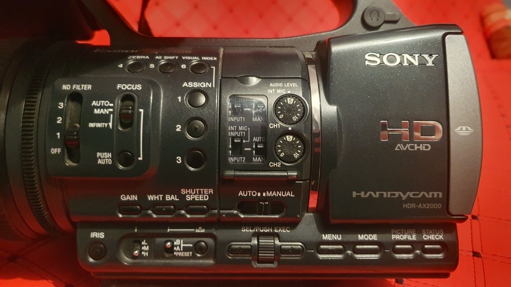 Камера SONY HDR- AX2000