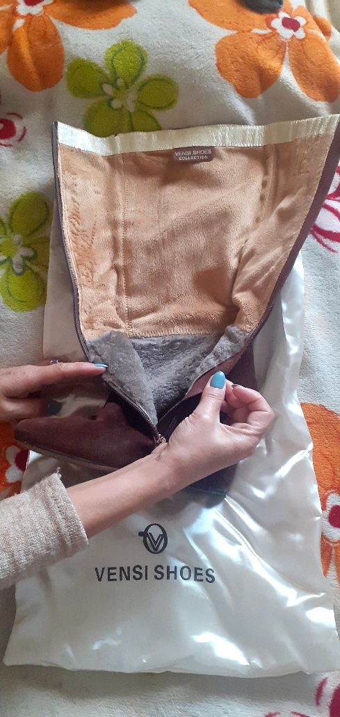 Продам женскую фирменую обувь