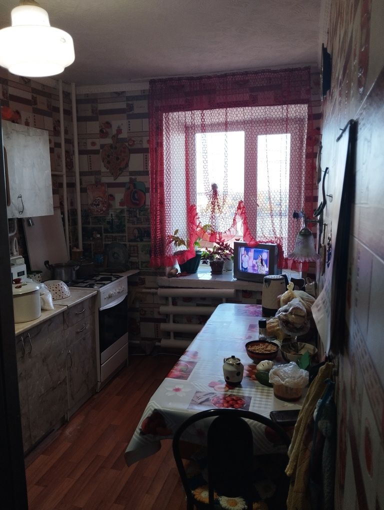 Продам квартиру по новой дороге