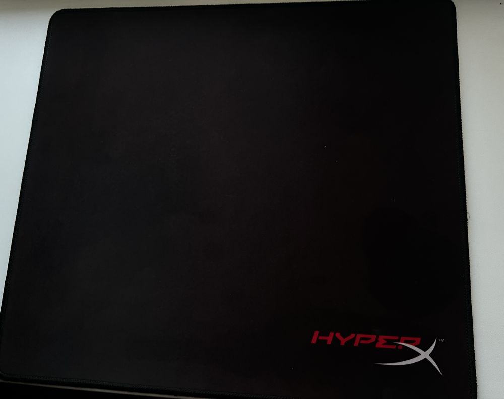 HyperX Fury S Pro (L) — коврик.Если купите клавиатуру,идет в подарок