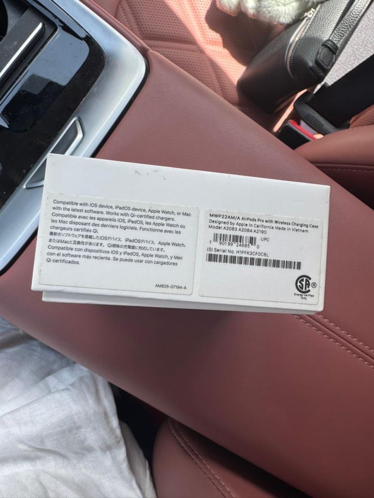 AirPods pro кейс и наушники отдельно